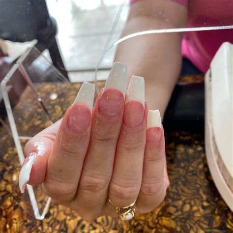 Where to Get Magic Nails on a Budget in Victoria, Texas